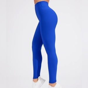 Buff Bunny Legacy Legging - Rio Blue